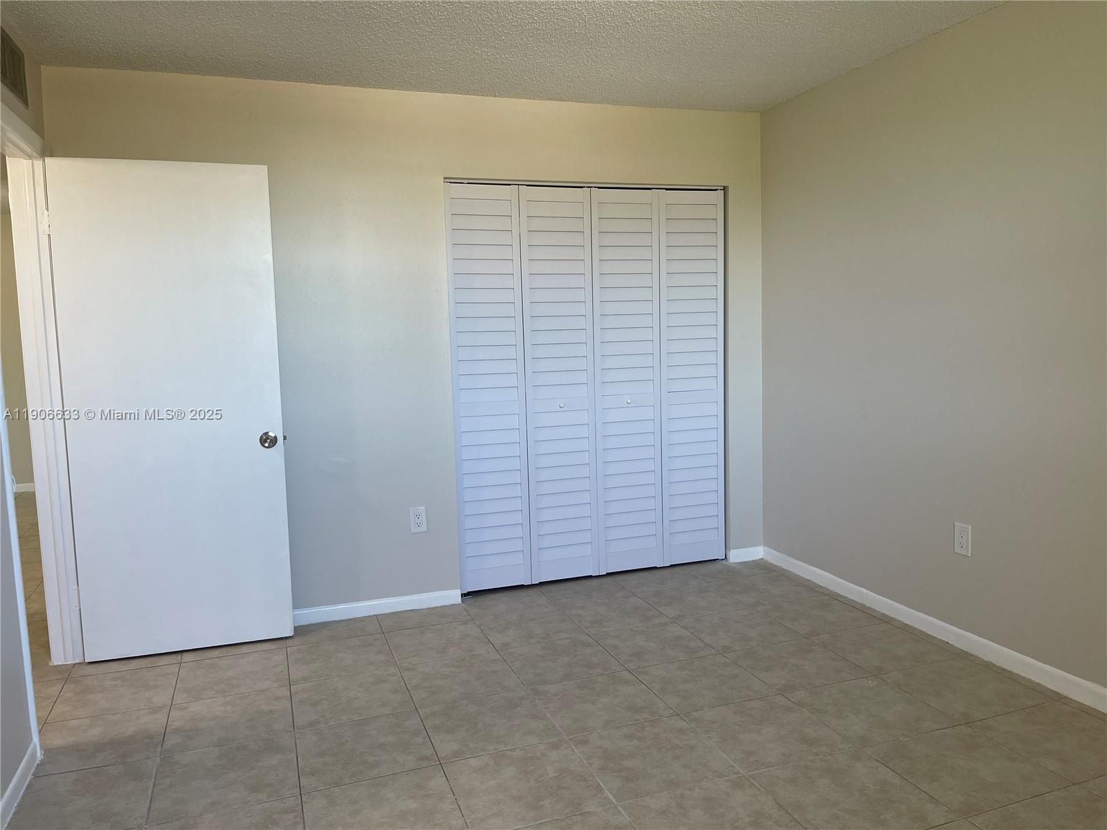 GARDENS OF KENDALL SOUTH - Residential Lease