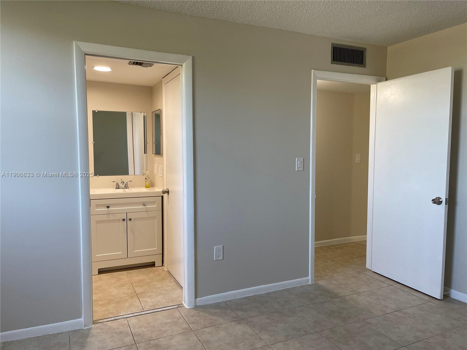 GARDENS OF KENDALL SOUTH - Residential Lease