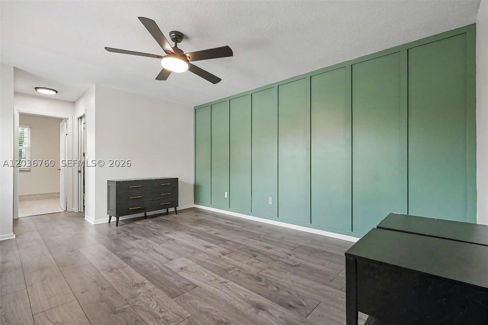 EMBASSY LAKES - Residential