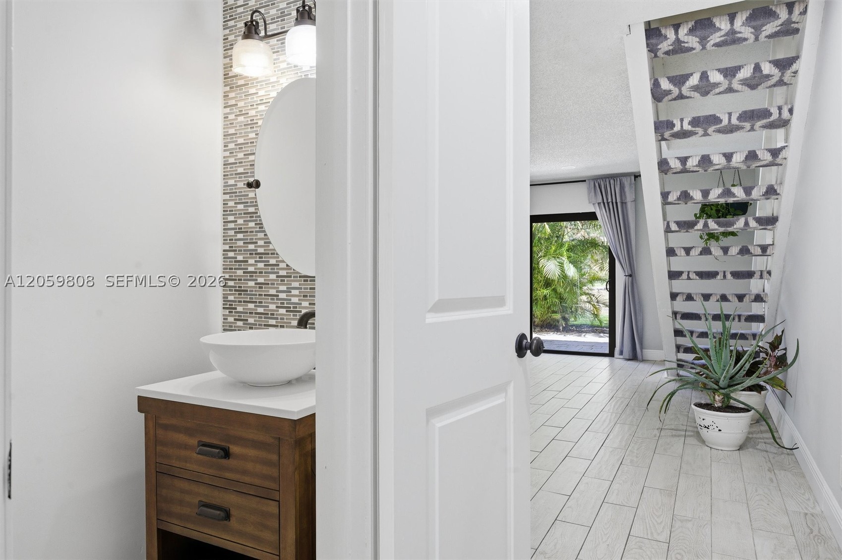 COUNTRY SQUIRE TOWNHOMES - Residential
