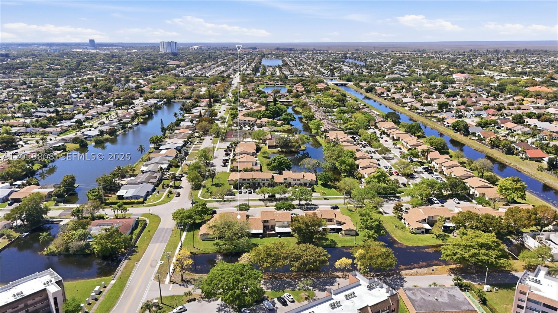 COUNTRY SQUIRE TOWNHOMES - Residential