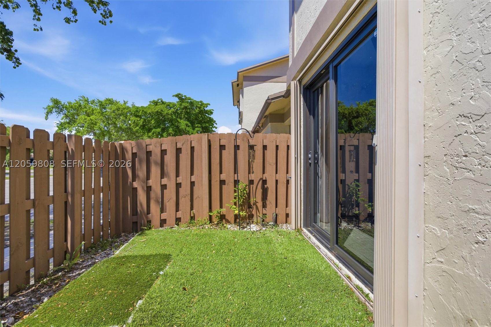 COUNTRY SQUIRE TOWNHOMES - Residential