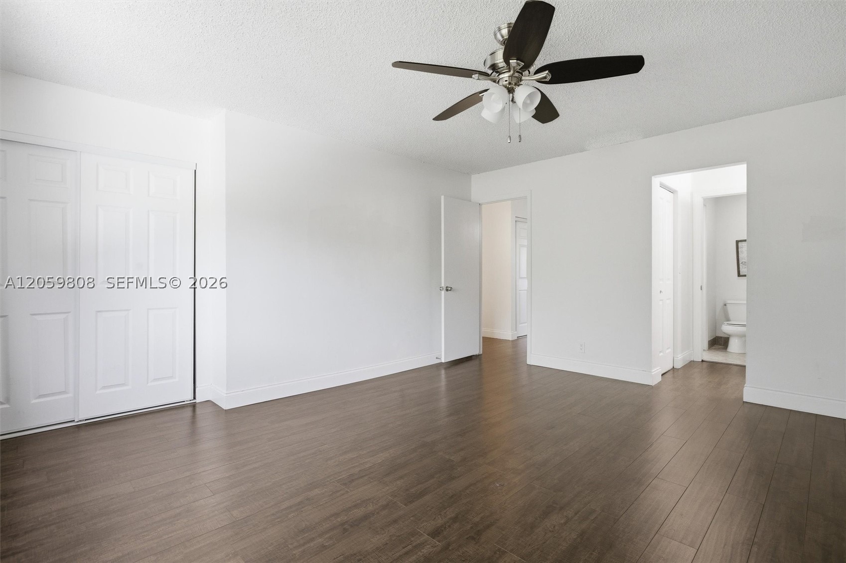 COUNTRY SQUIRE TOWNHOMES - Residential