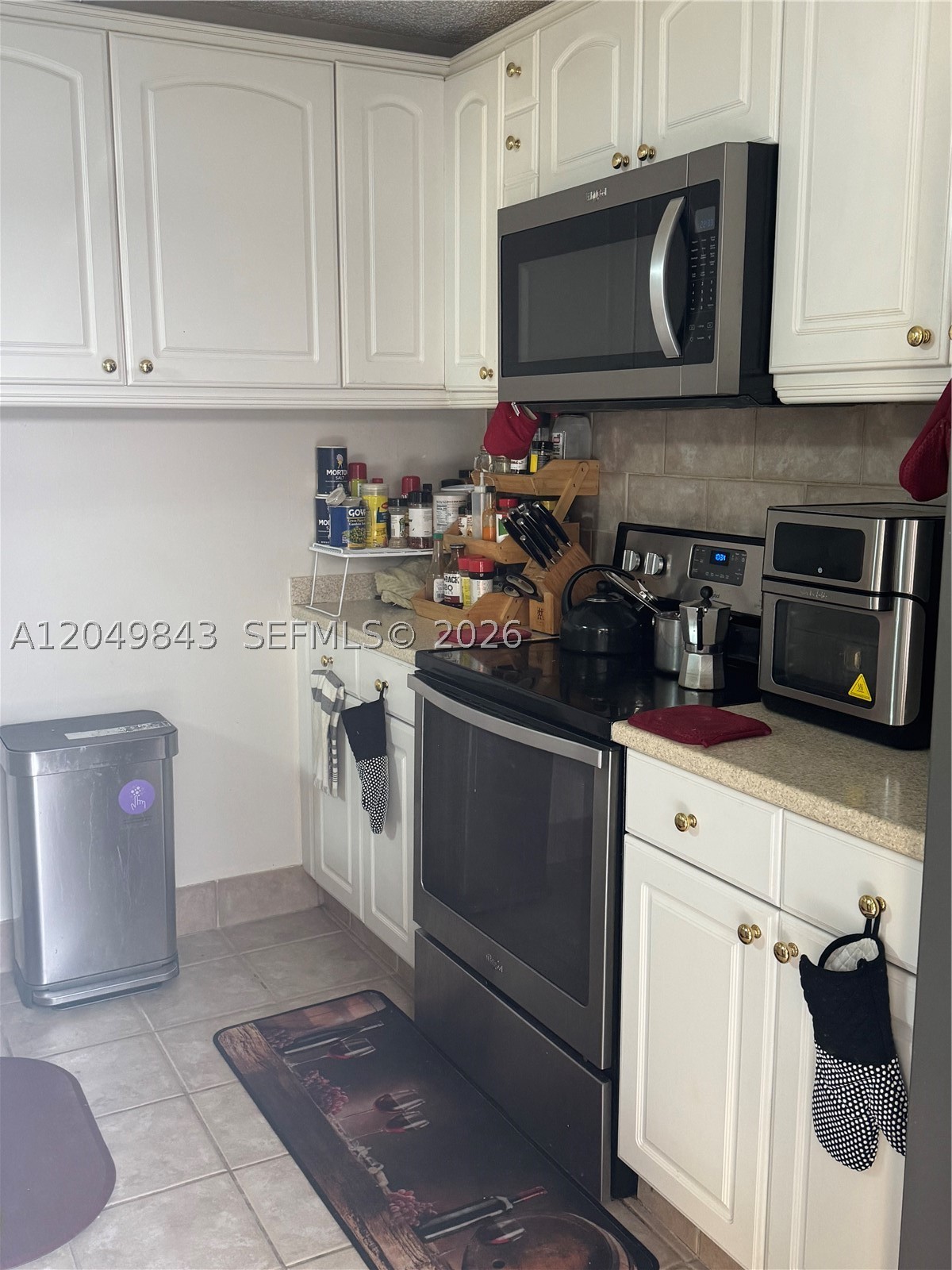 VILLAGE OF SANDALWOOD LAK - Residential