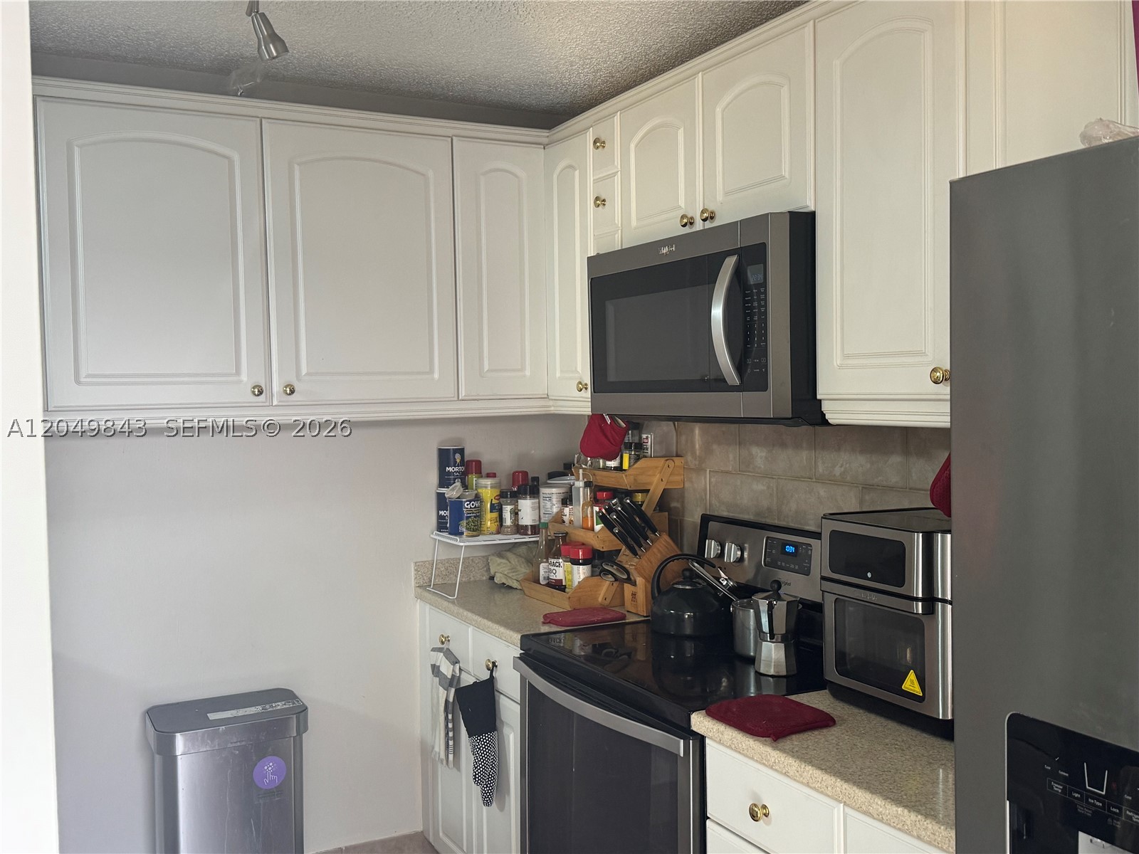 VILLAGE OF SANDALWOOD LAK - Residential