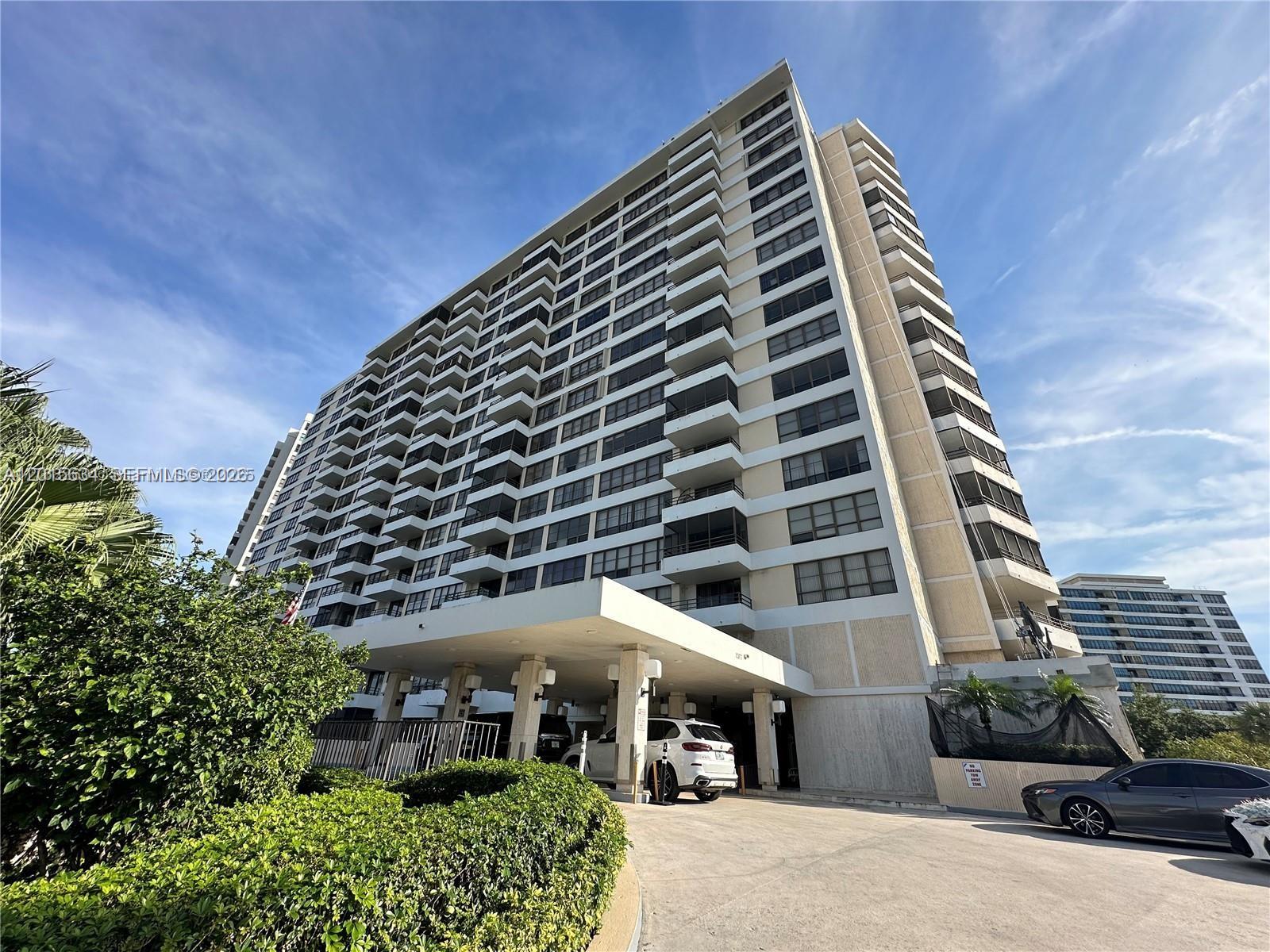 OLYMPUS CONDO PHASE - Residential