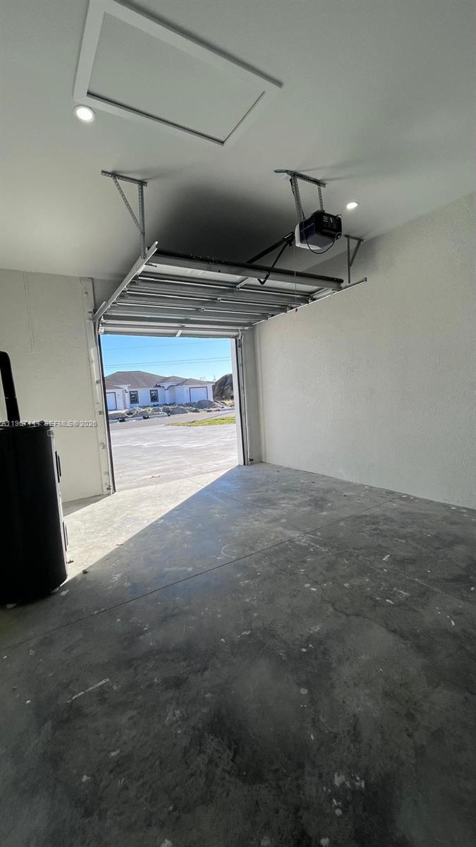 CAPE CORAL - Residential Income