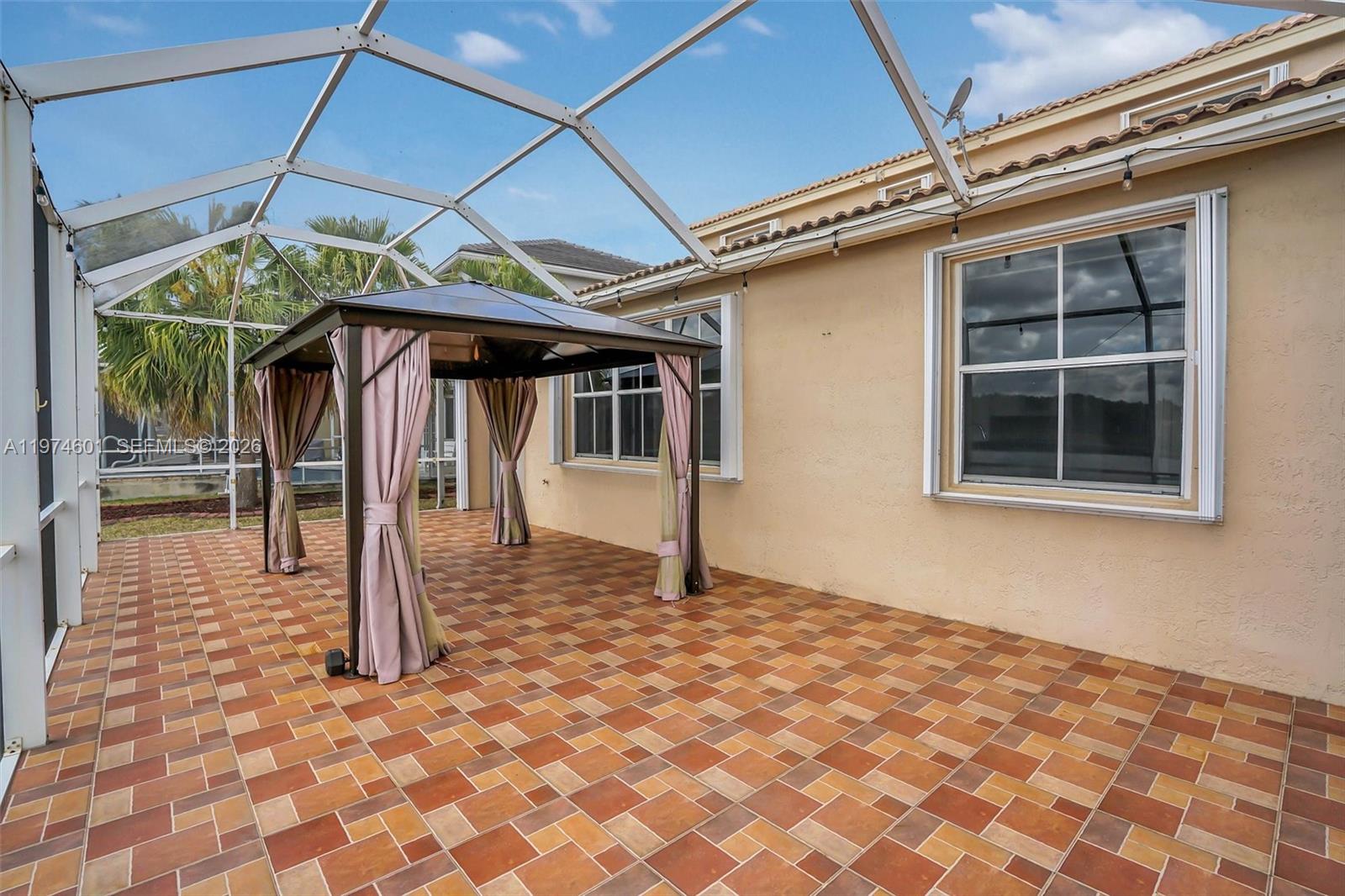 SECTOR 3 - PARCELS H I J - Residential Lease