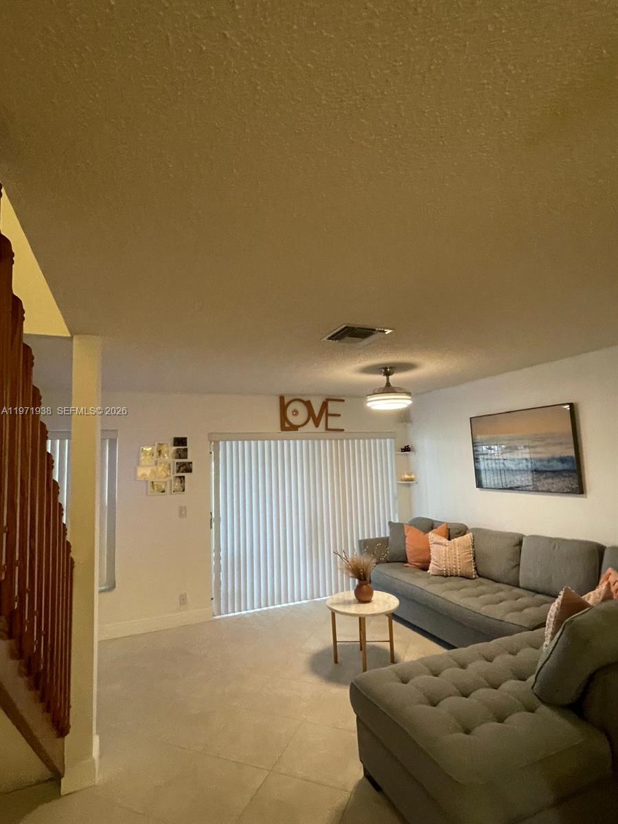 CYPRESS GLEN TOWNHOMES CO - Residential