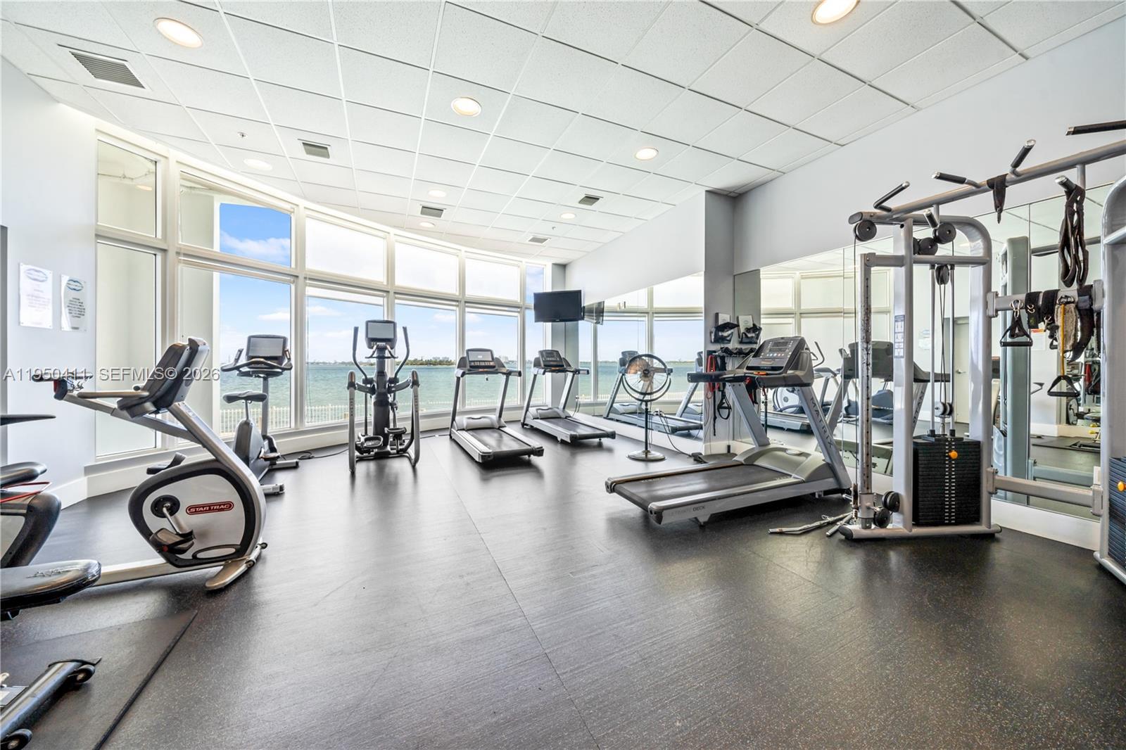 NEW WAVE CONDO - Residential Lease