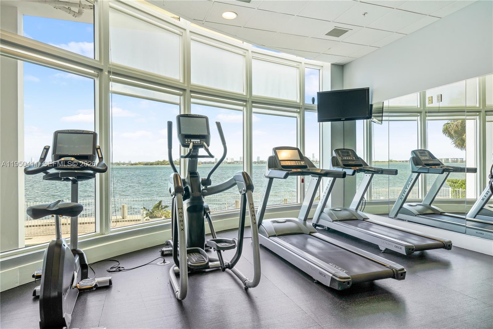 NEW WAVE CONDO - Residential Lease