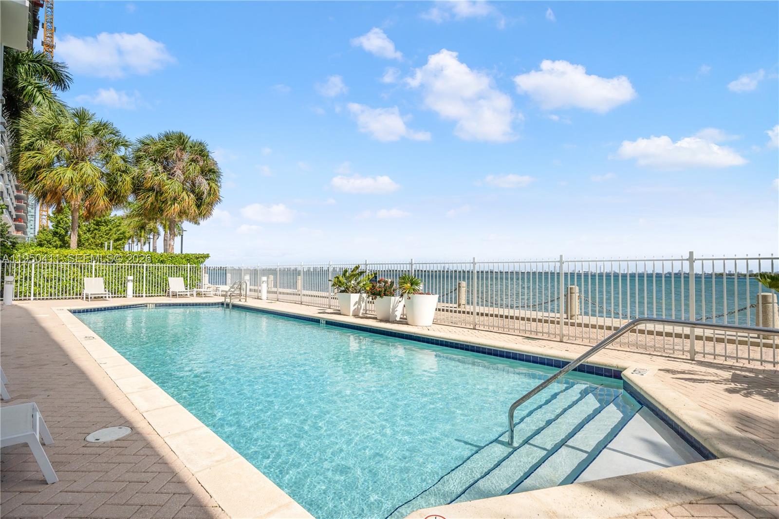 NEW WAVE CONDO - Residential Lease