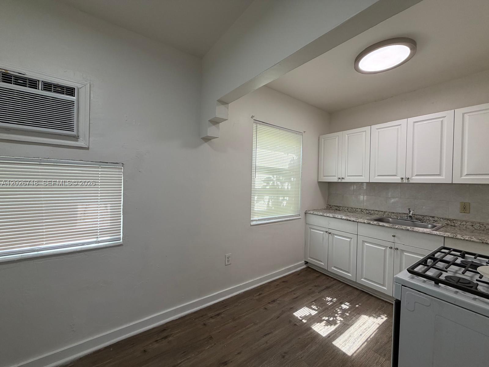 CITY OF MIAMI SOUTH - Residential Lease