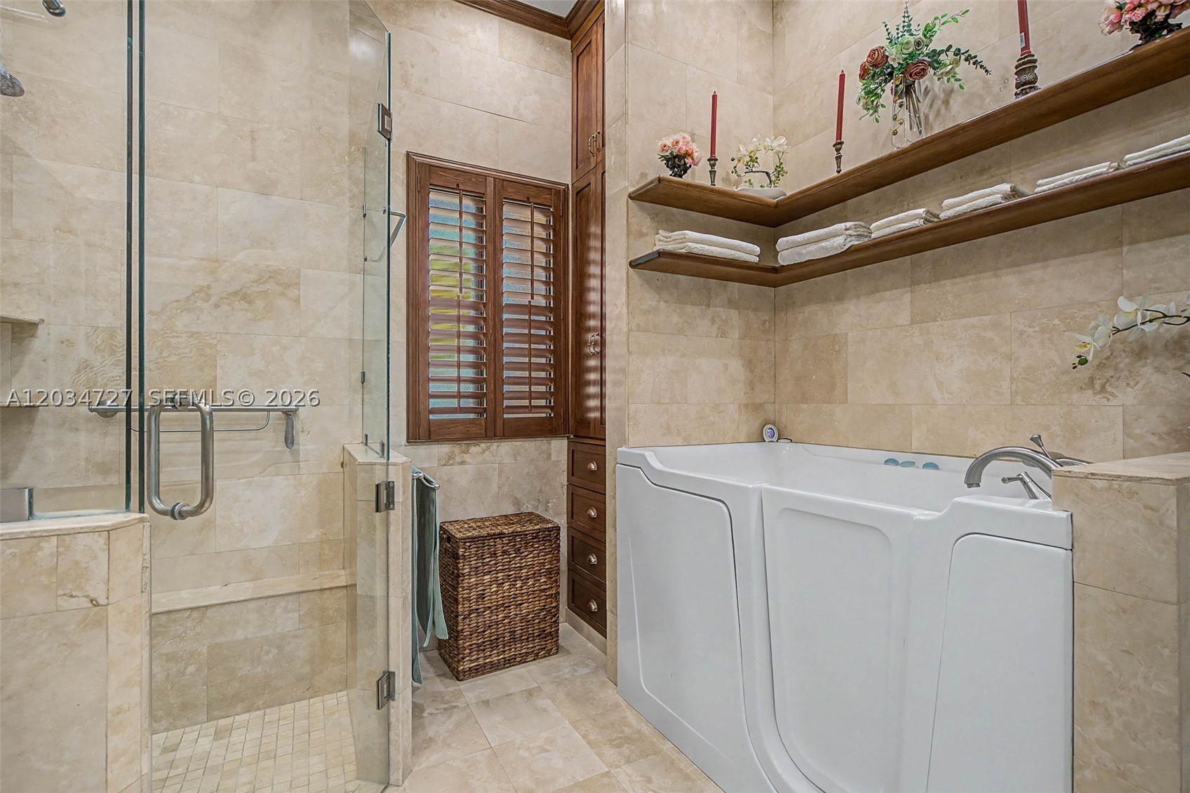 CAMNER GABLES 1ST ADDN - Residential