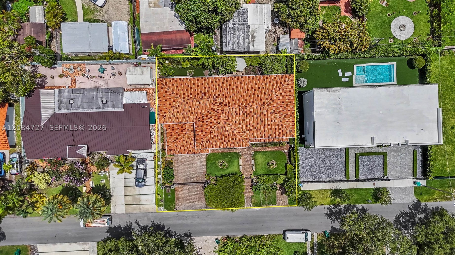 CAMNER GABLES 1ST ADDN - Residential