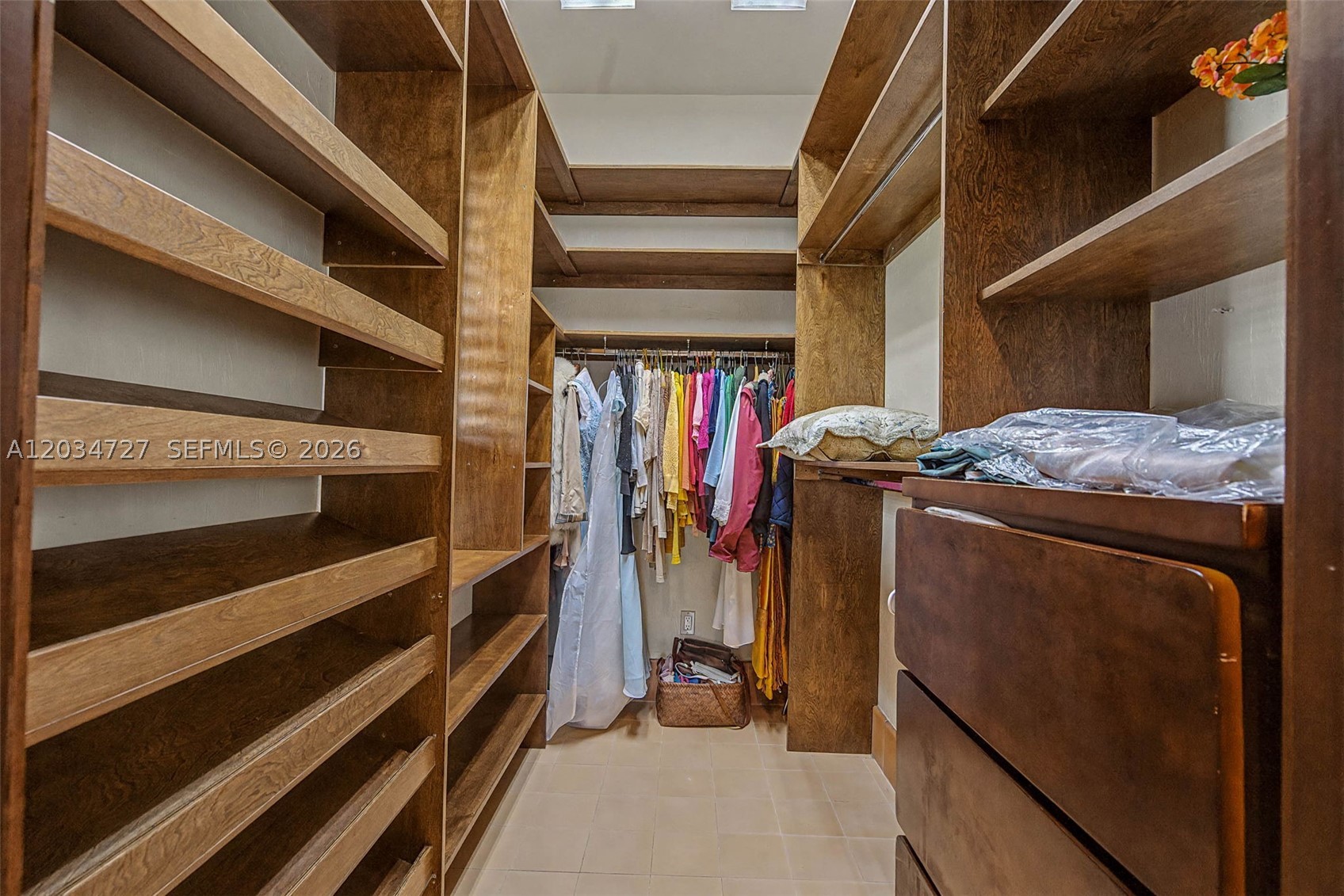 CAMNER GABLES 1ST ADDN - Residential