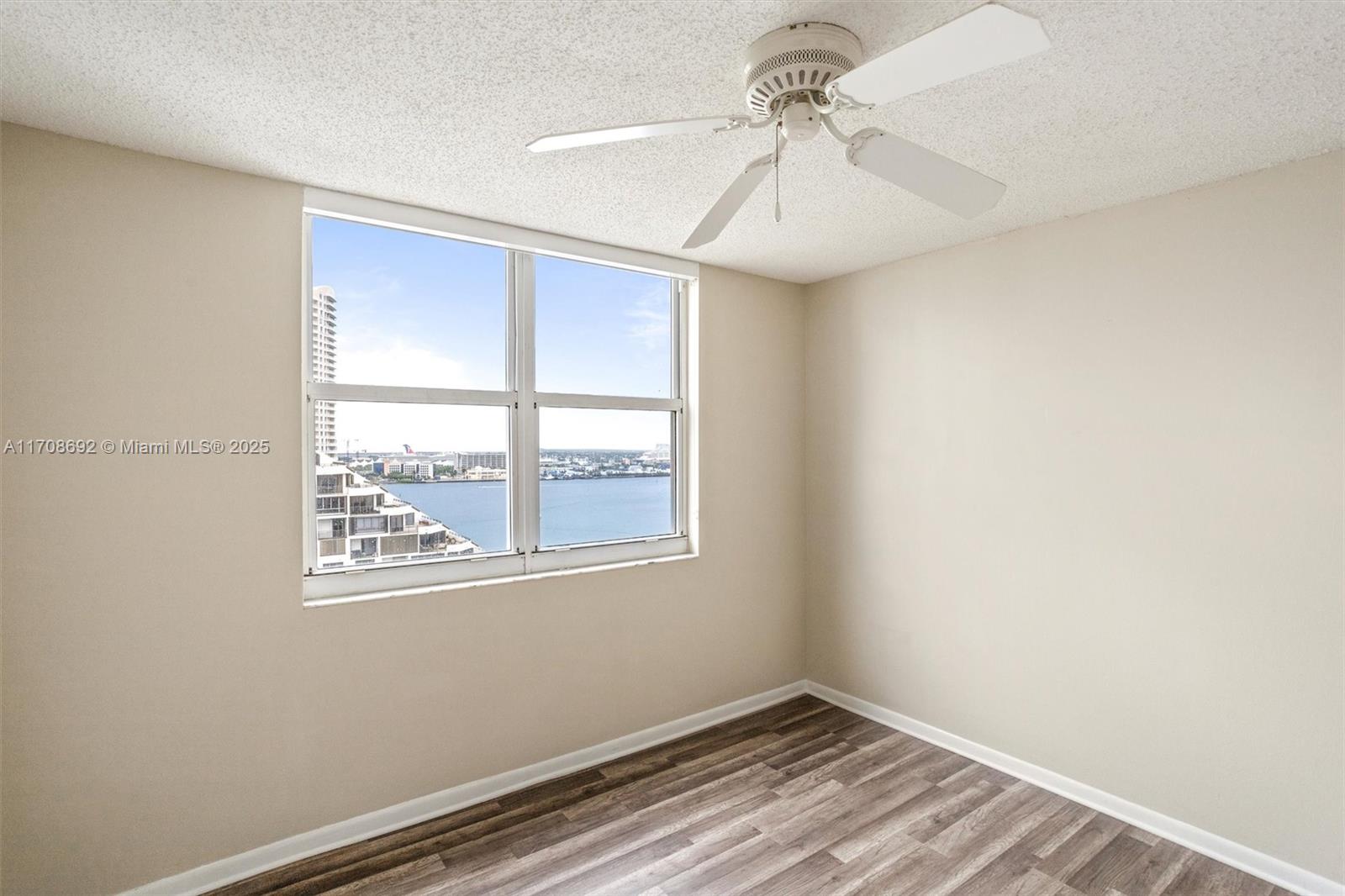 ISOLA CONDO - Residential Lease