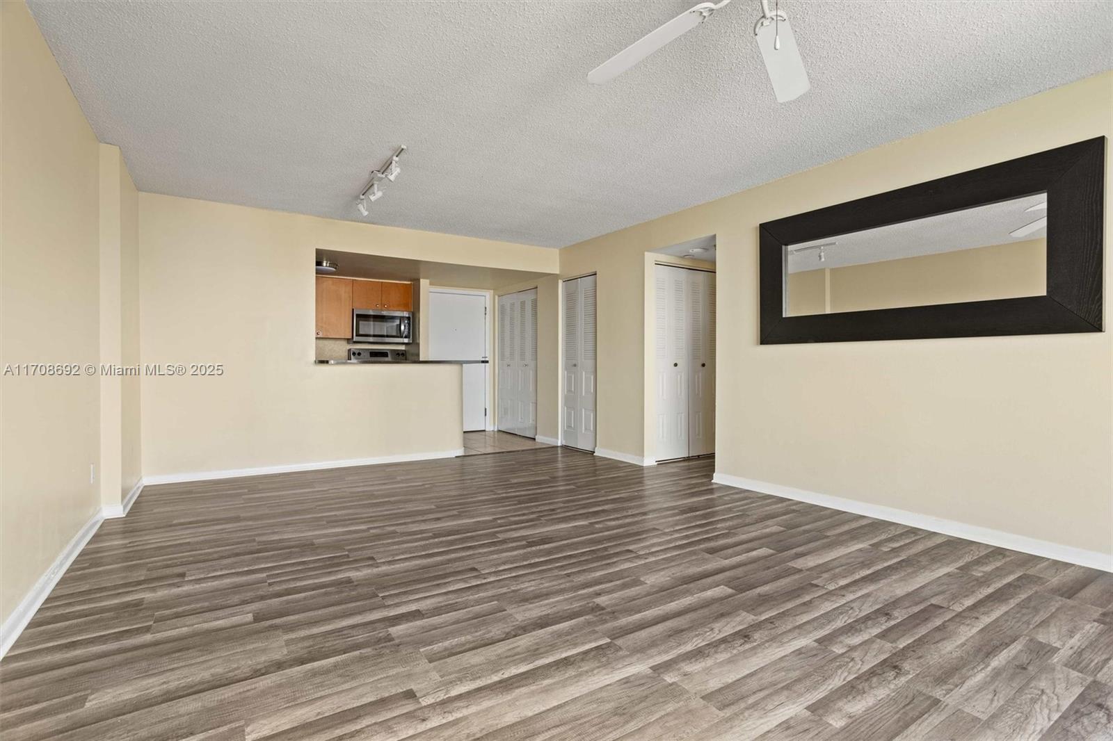 ISOLA CONDO - Residential Lease