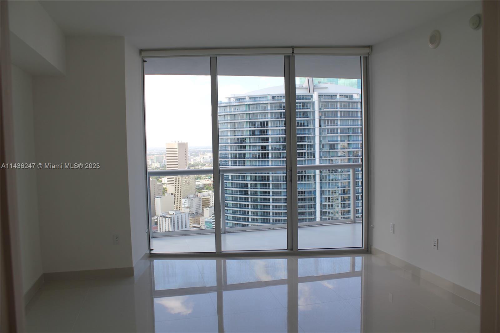ICONBRICKELL CONDO NO 1 - Residential Lease