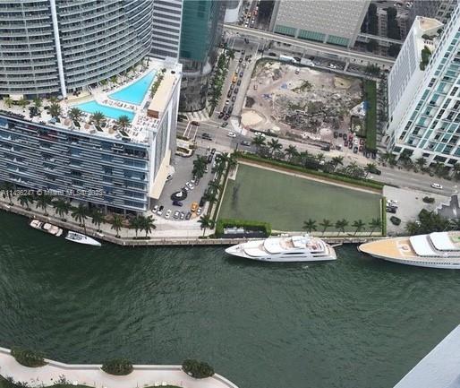 ICONBRICKELL CONDO NO 1 - Residential Lease
