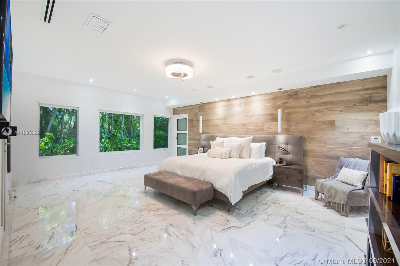 ROCKDALE ESTATES - Residential