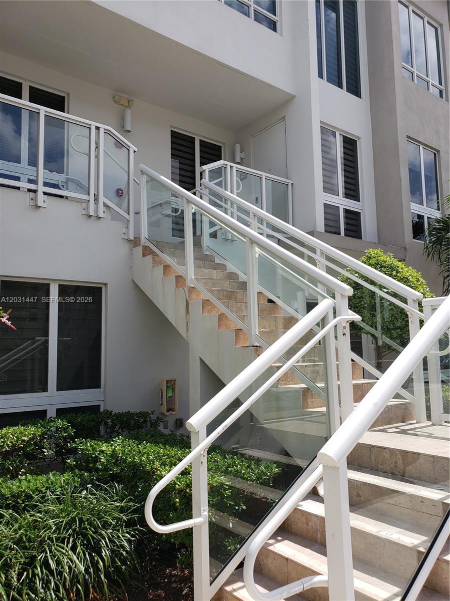 LANDMARK AT DORAL CONDO - Residential Lease
