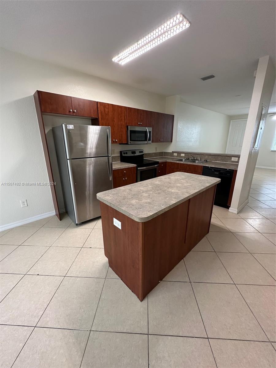 SONOMA BAY - Residential Lease
