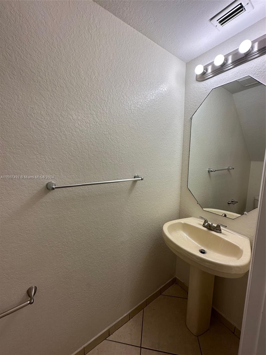 SONOMA BAY - Residential Lease