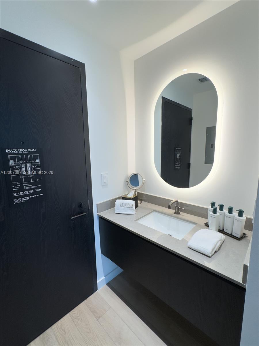 E11EVEN - Residential