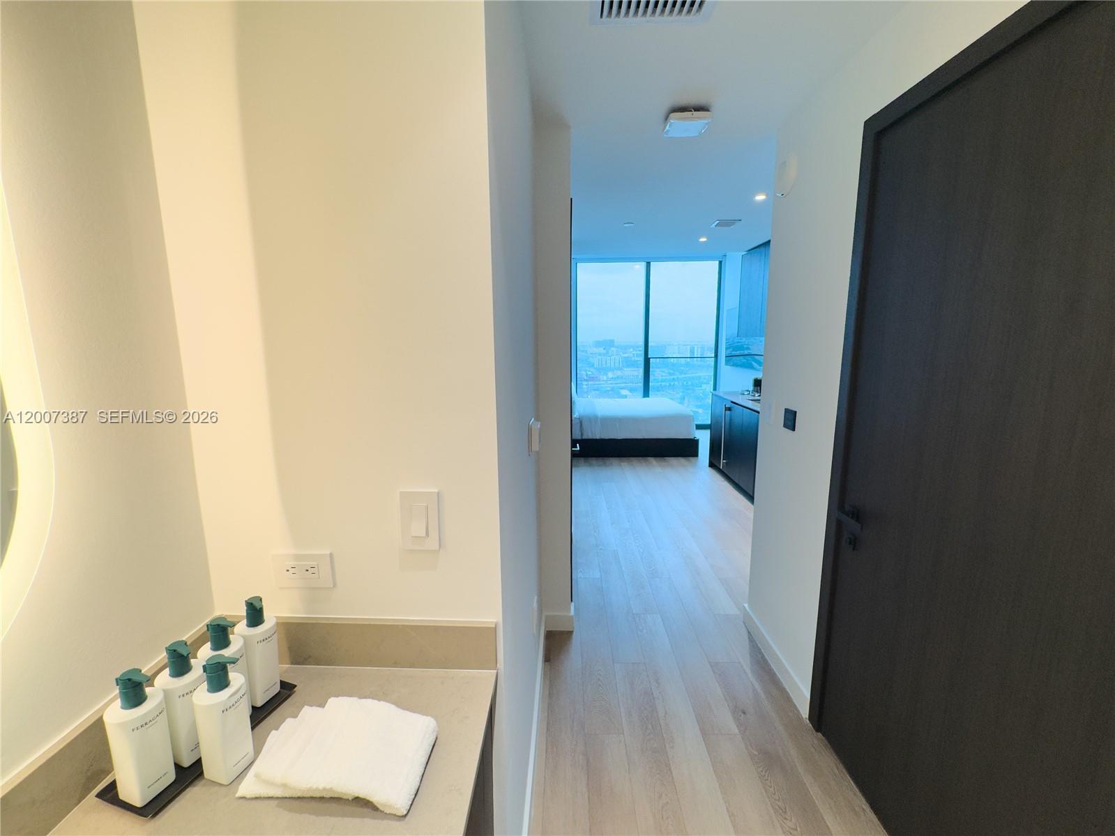 E11EVEN - Residential