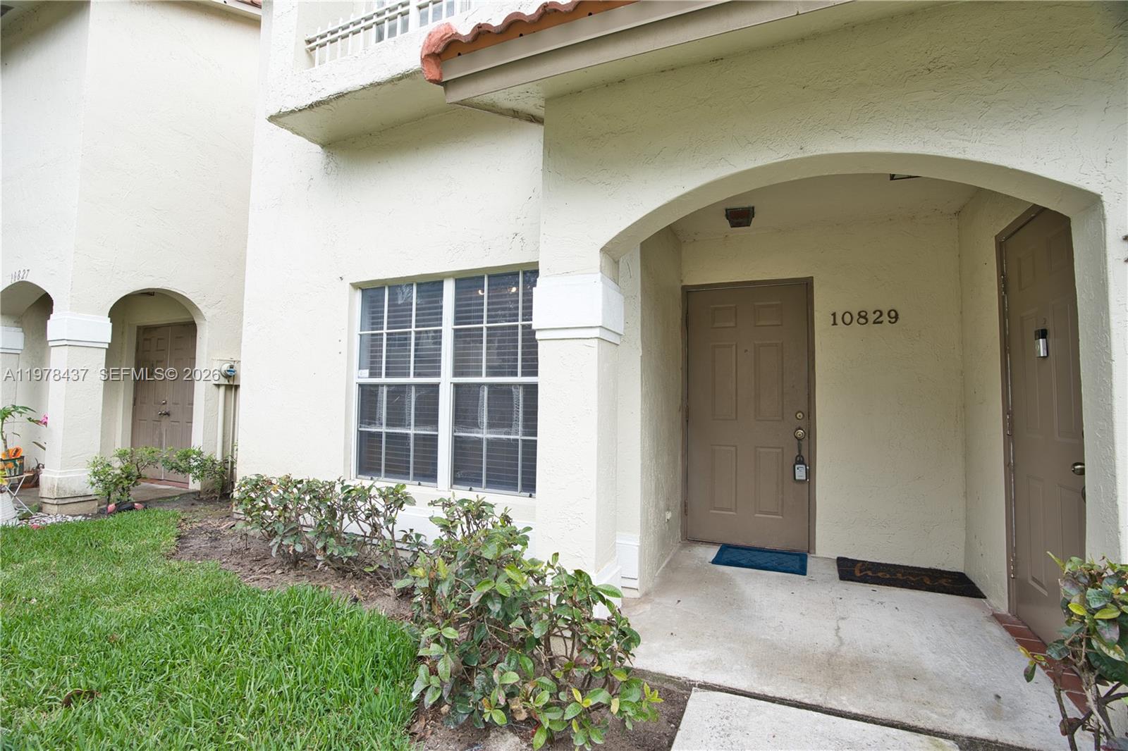 IMAGES AT PEMBROKE POINTE - Residential