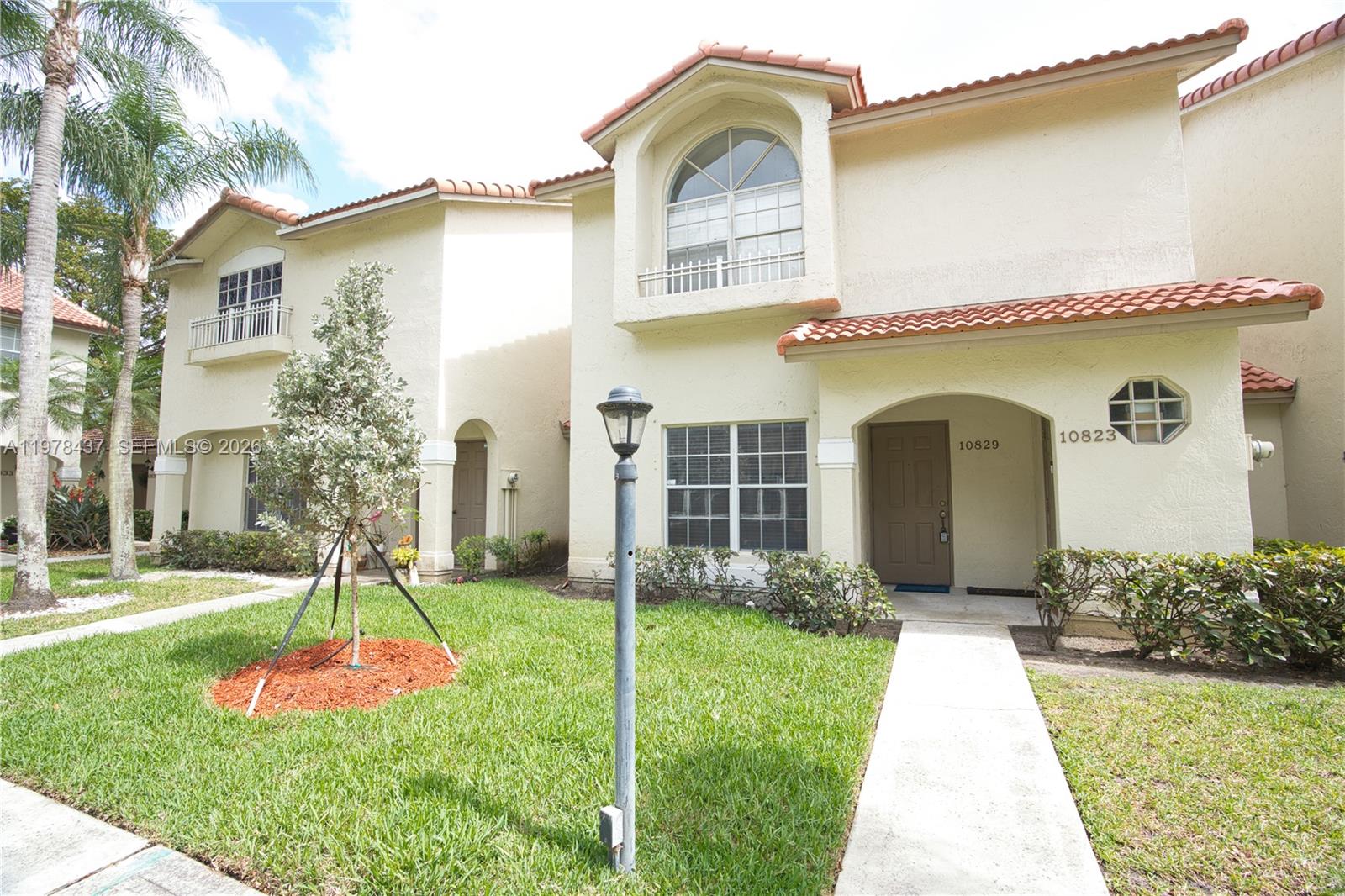 IMAGES AT PEMBROKE POINTE - Residential