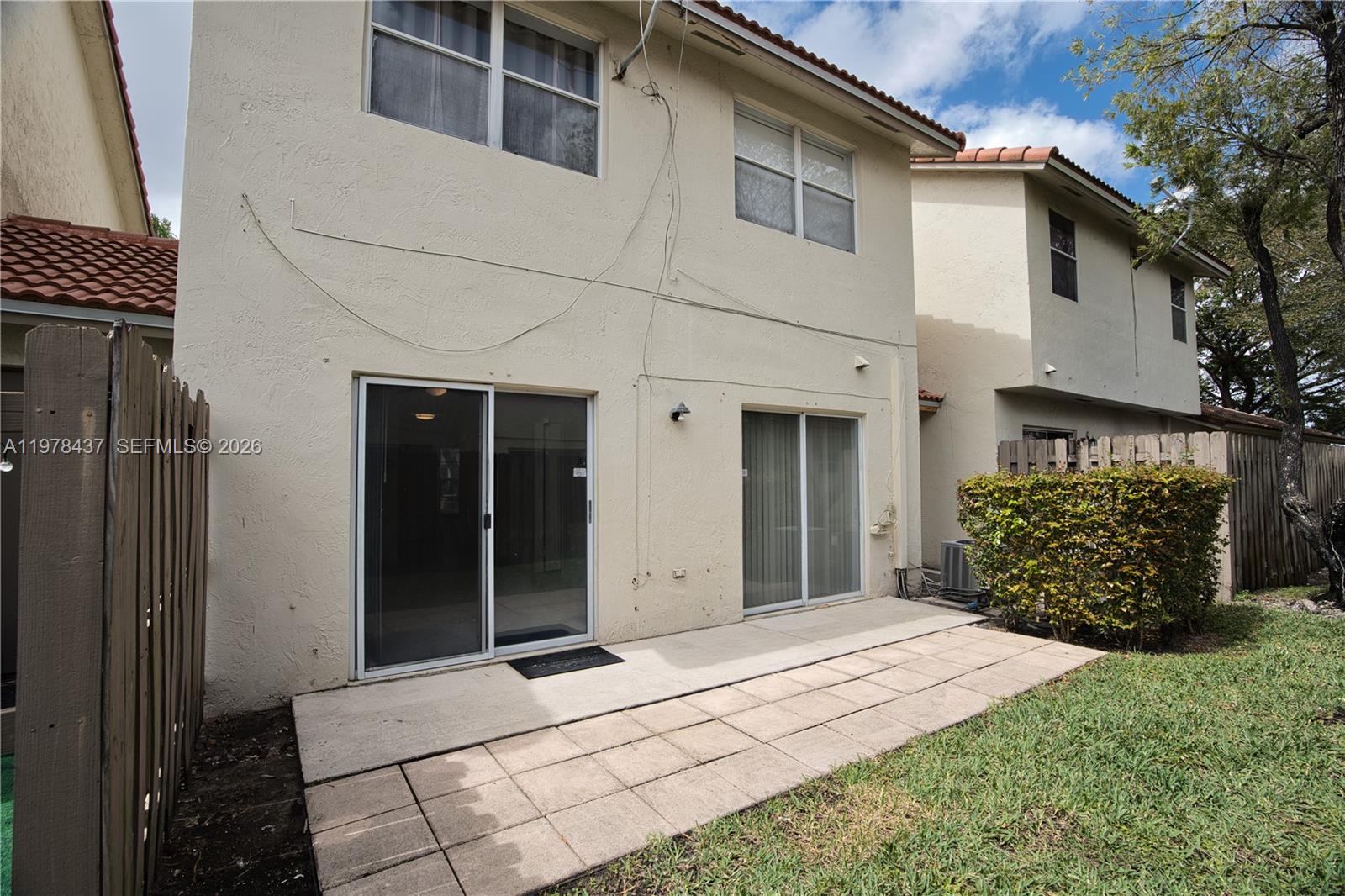 IMAGES AT PEMBROKE POINTE - Residential