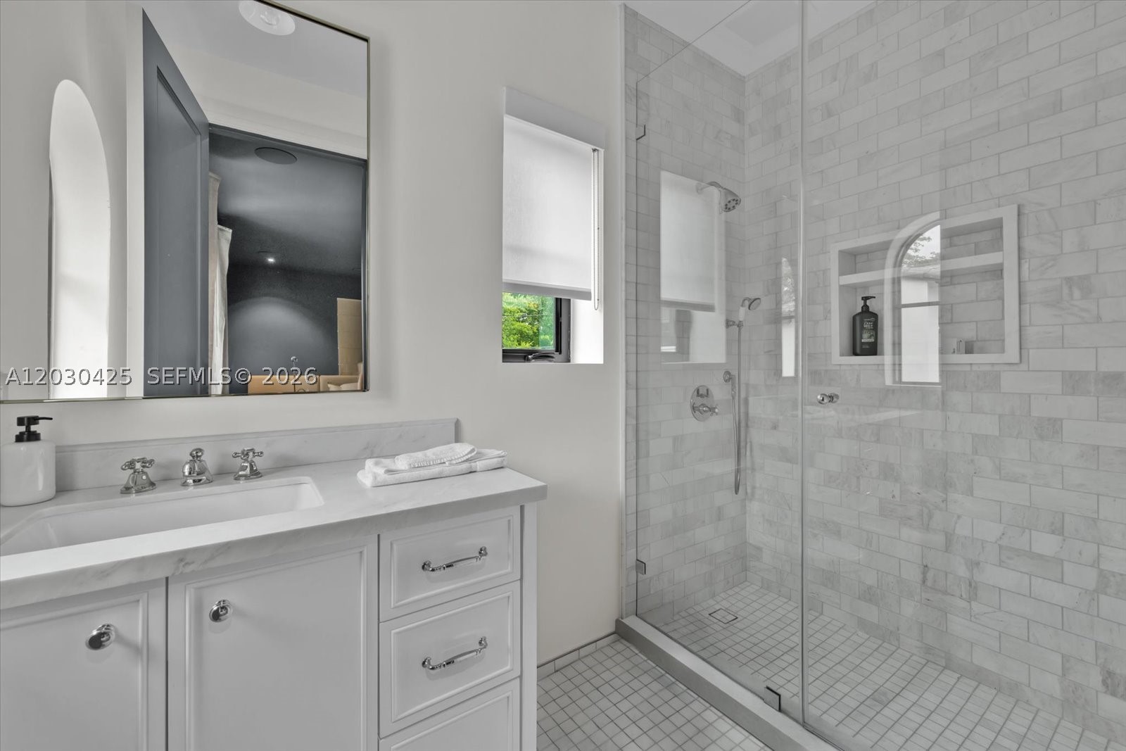 CORAL GABLES RIVIERA SEC - Residential