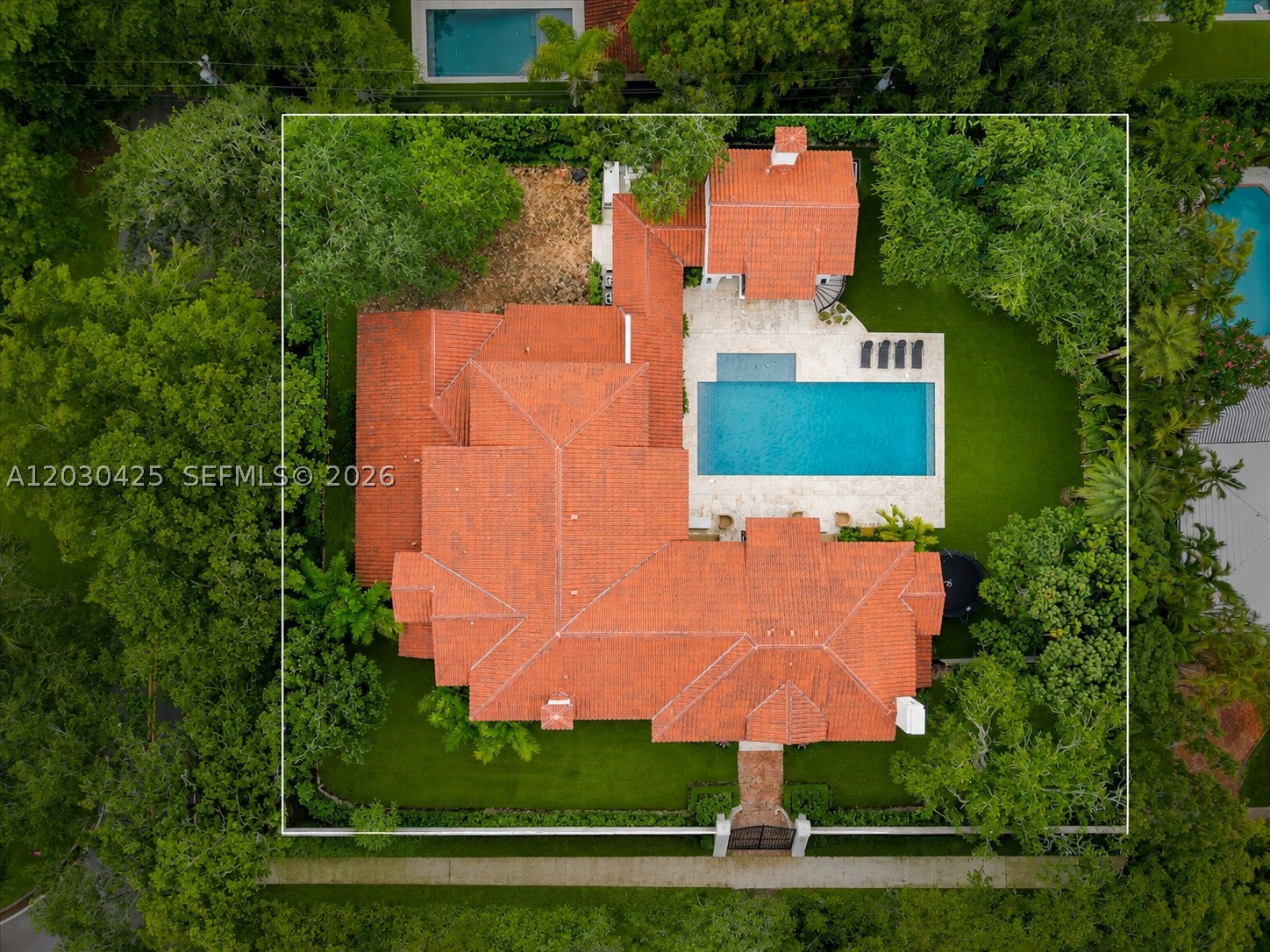 CORAL GABLES RIVIERA SEC - Residential