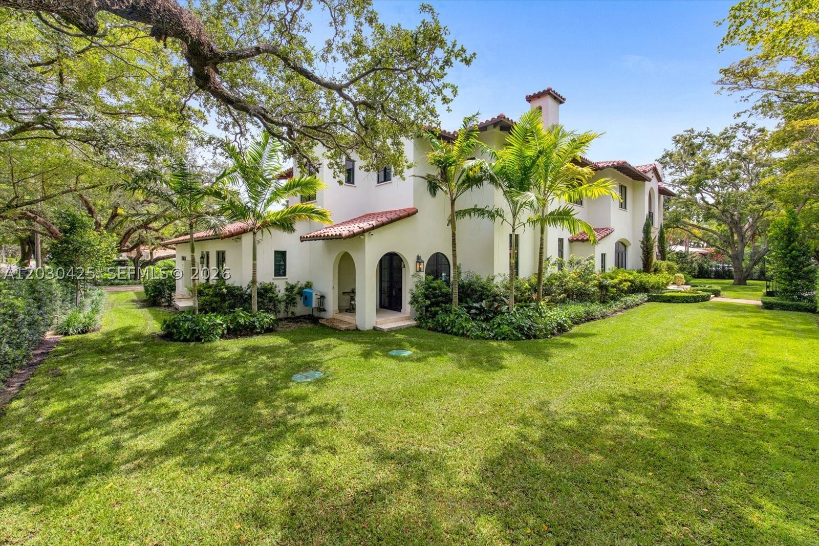 CORAL GABLES RIVIERA SEC - Residential