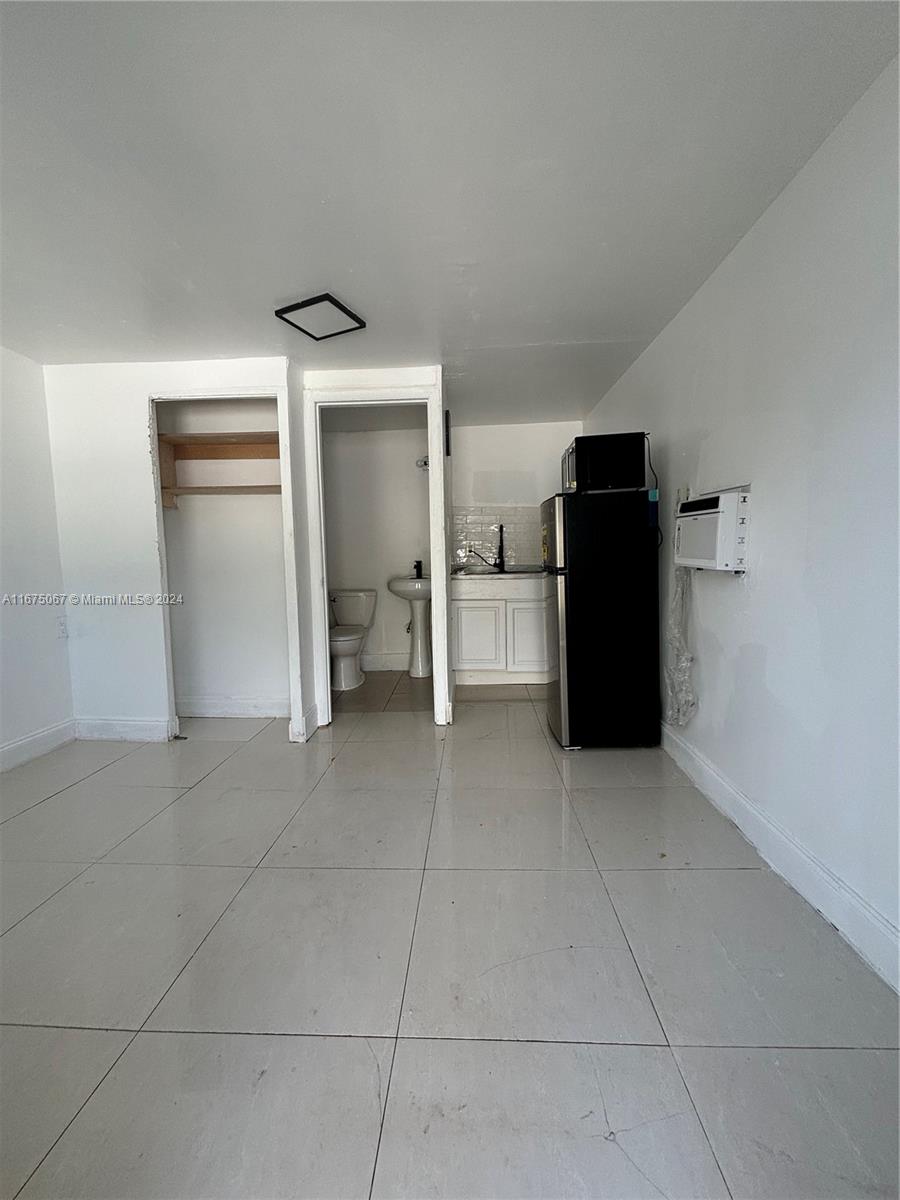 DORSEY PARK - Residential Lease
