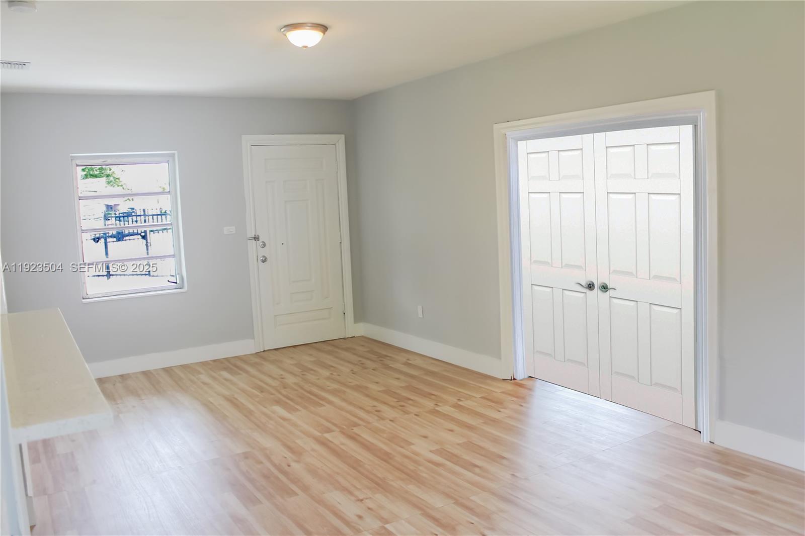RICHMOND HEIGHTS - Residential