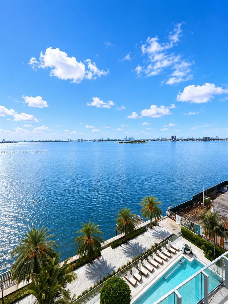 BISCAYNE BEACH CONDO - Residential Lease