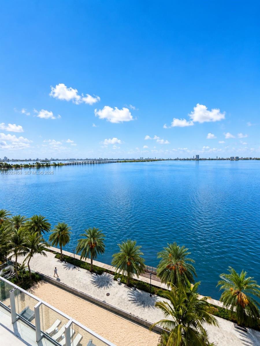 BISCAYNE BEACH CONDO - Residential Lease