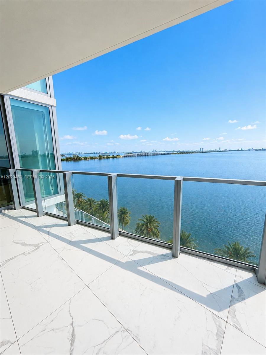 BISCAYNE BEACH CONDO - Residential Lease