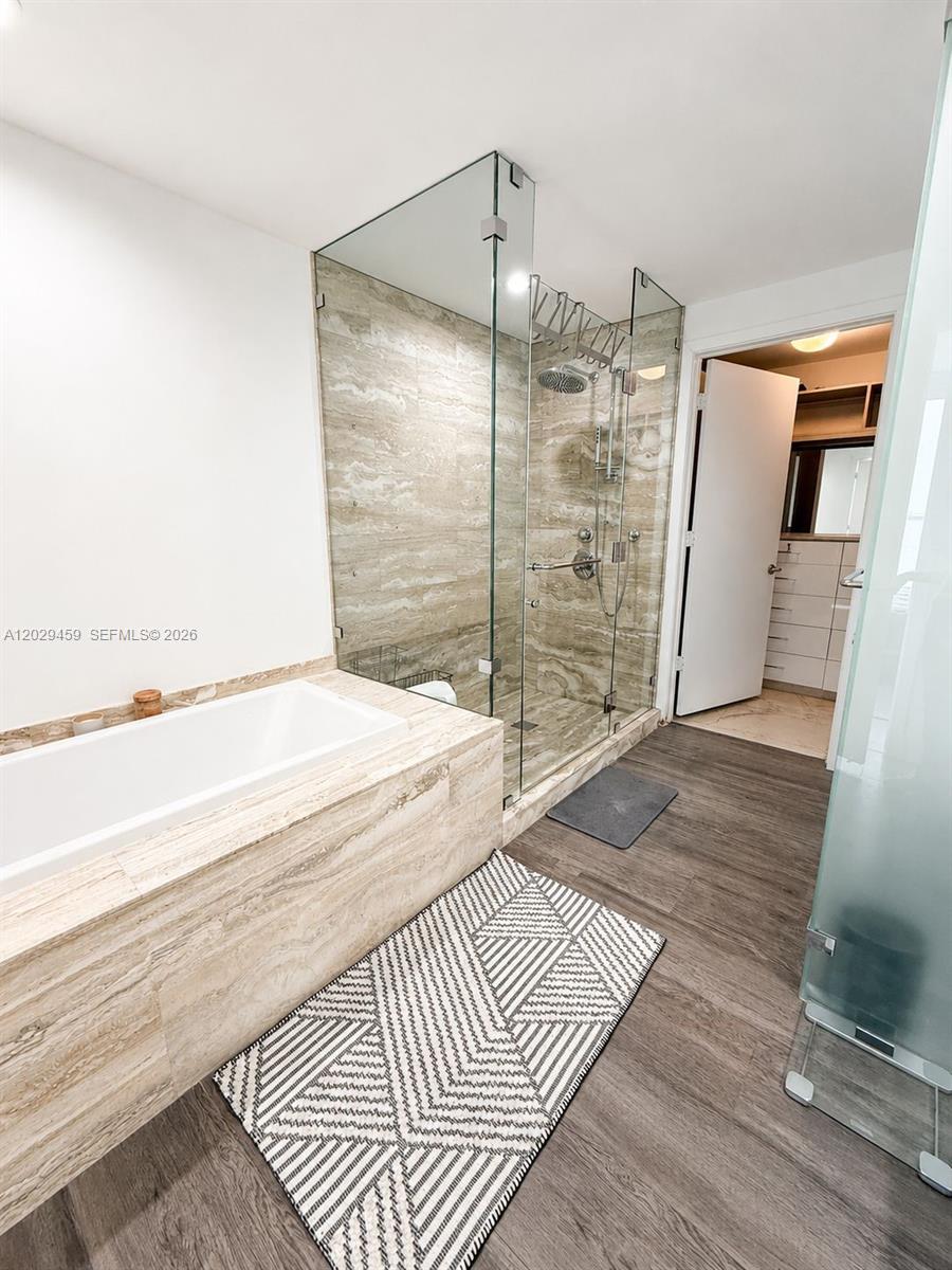 BISCAYNE BEACH CONDO - Residential Lease