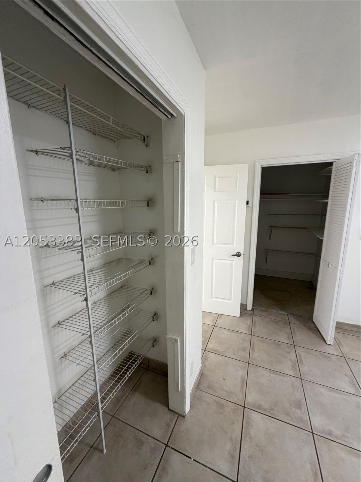 EVERGLADE LAND SALES CO - Residential Lease