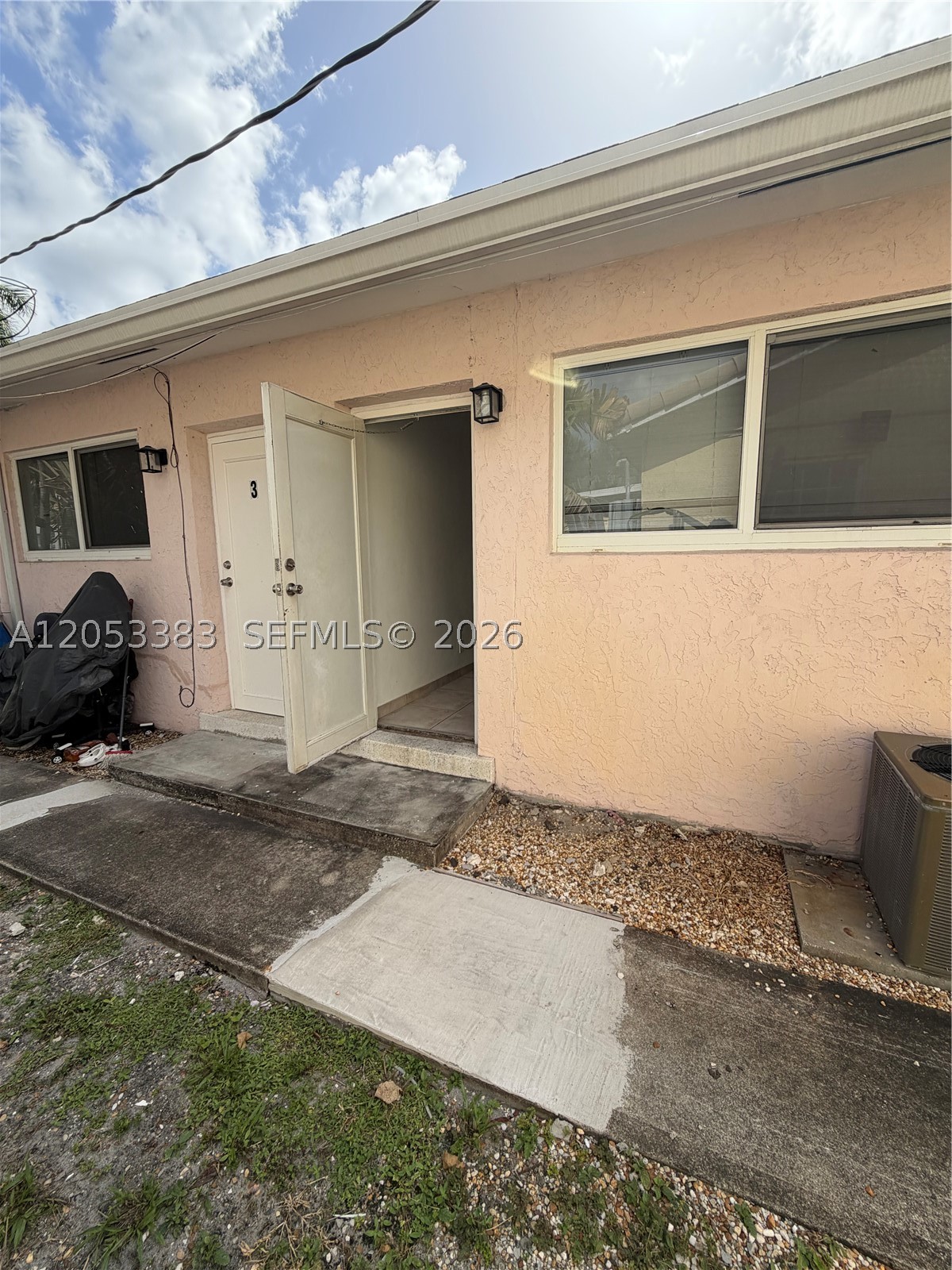 EVERGLADE LAND SALES CO - Residential Lease