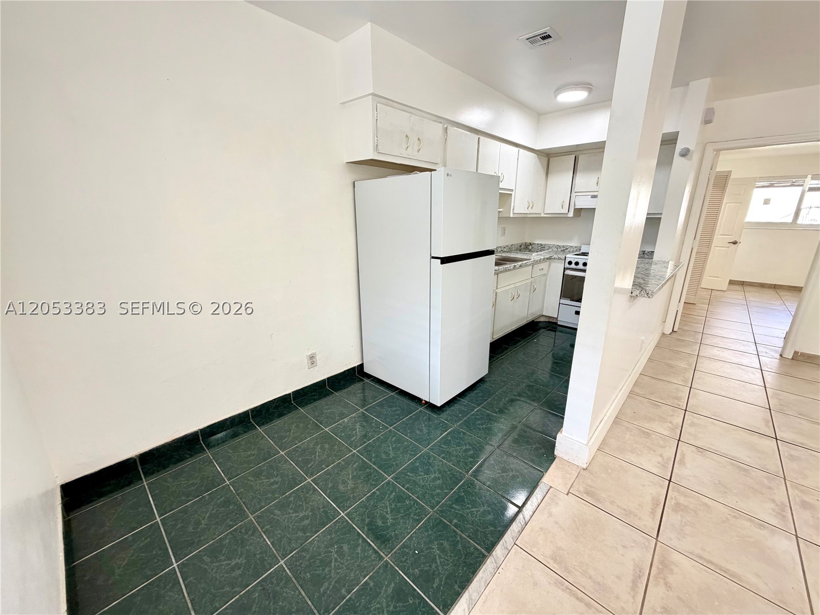 EVERGLADE LAND SALES CO - Residential Lease