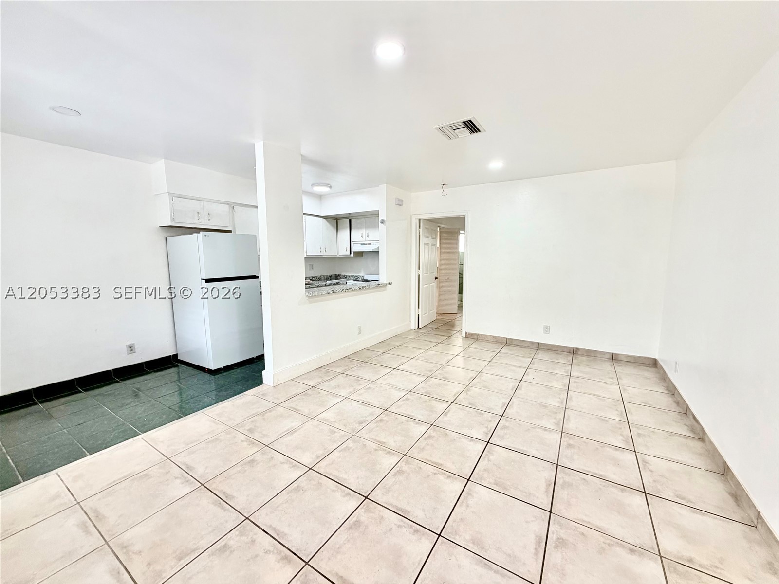 EVERGLADE LAND SALES CO - Residential Lease