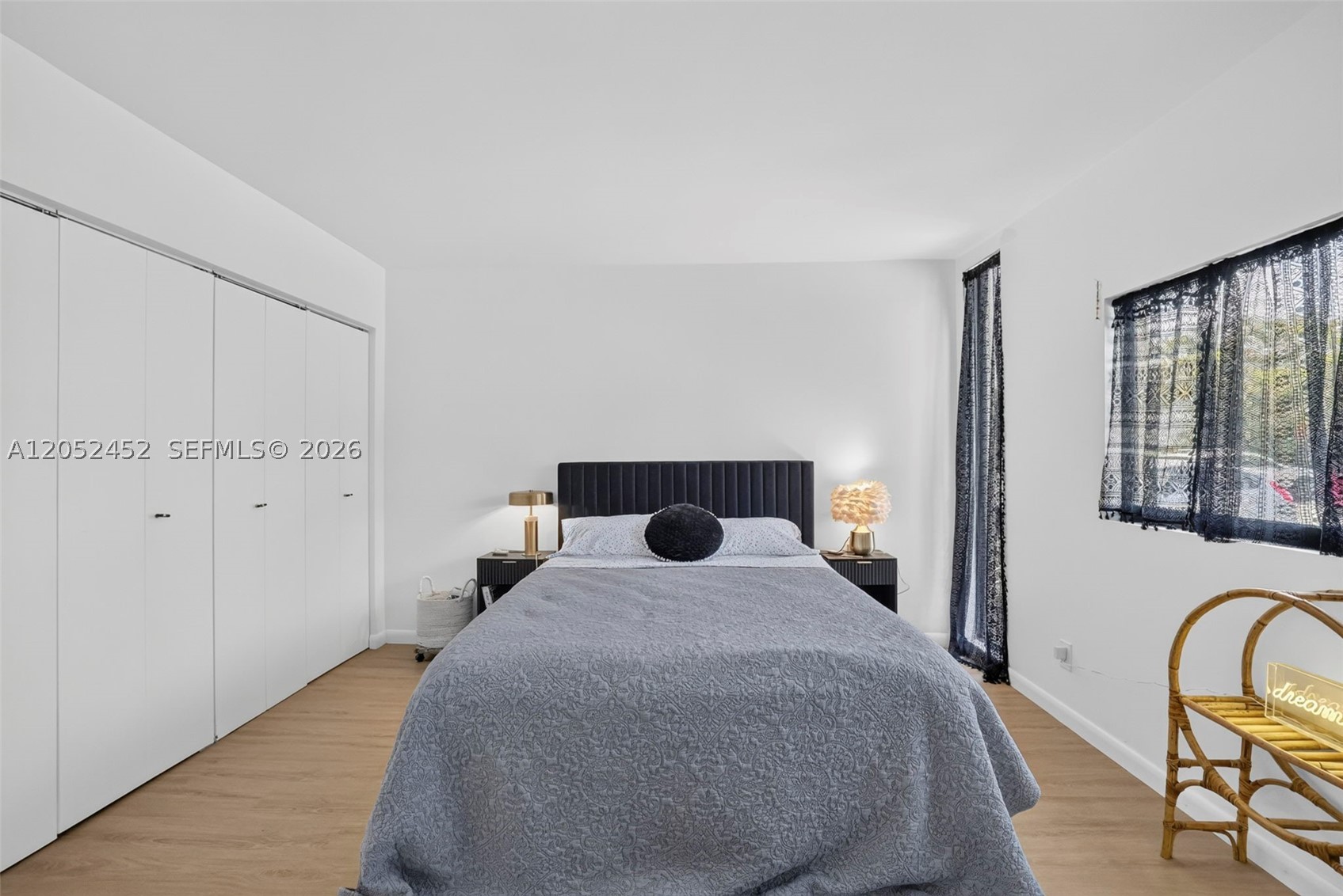 WOODS CONDO - Residential