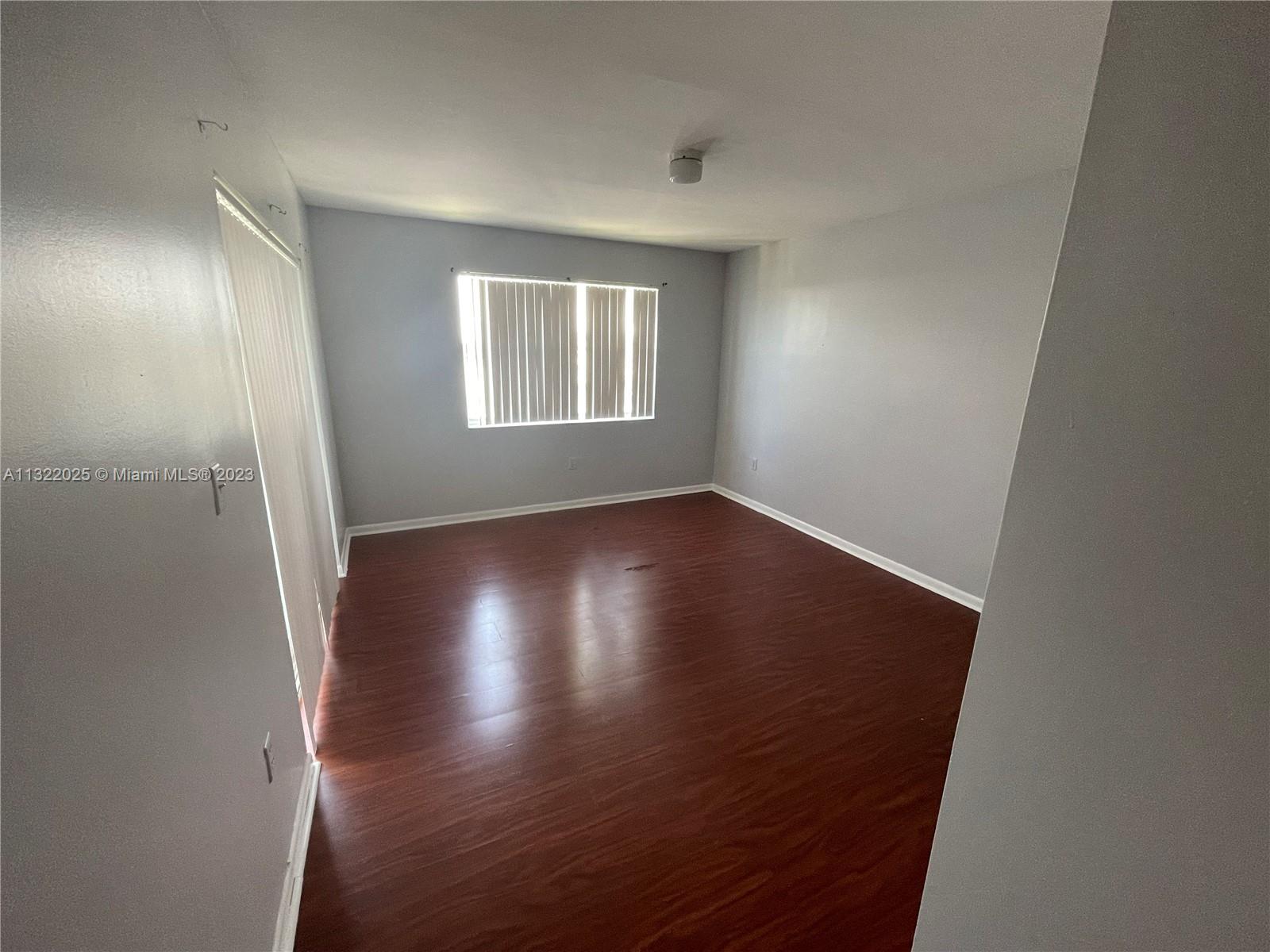 LE CLUB AT OLD CUTLER CON - Residential Lease
