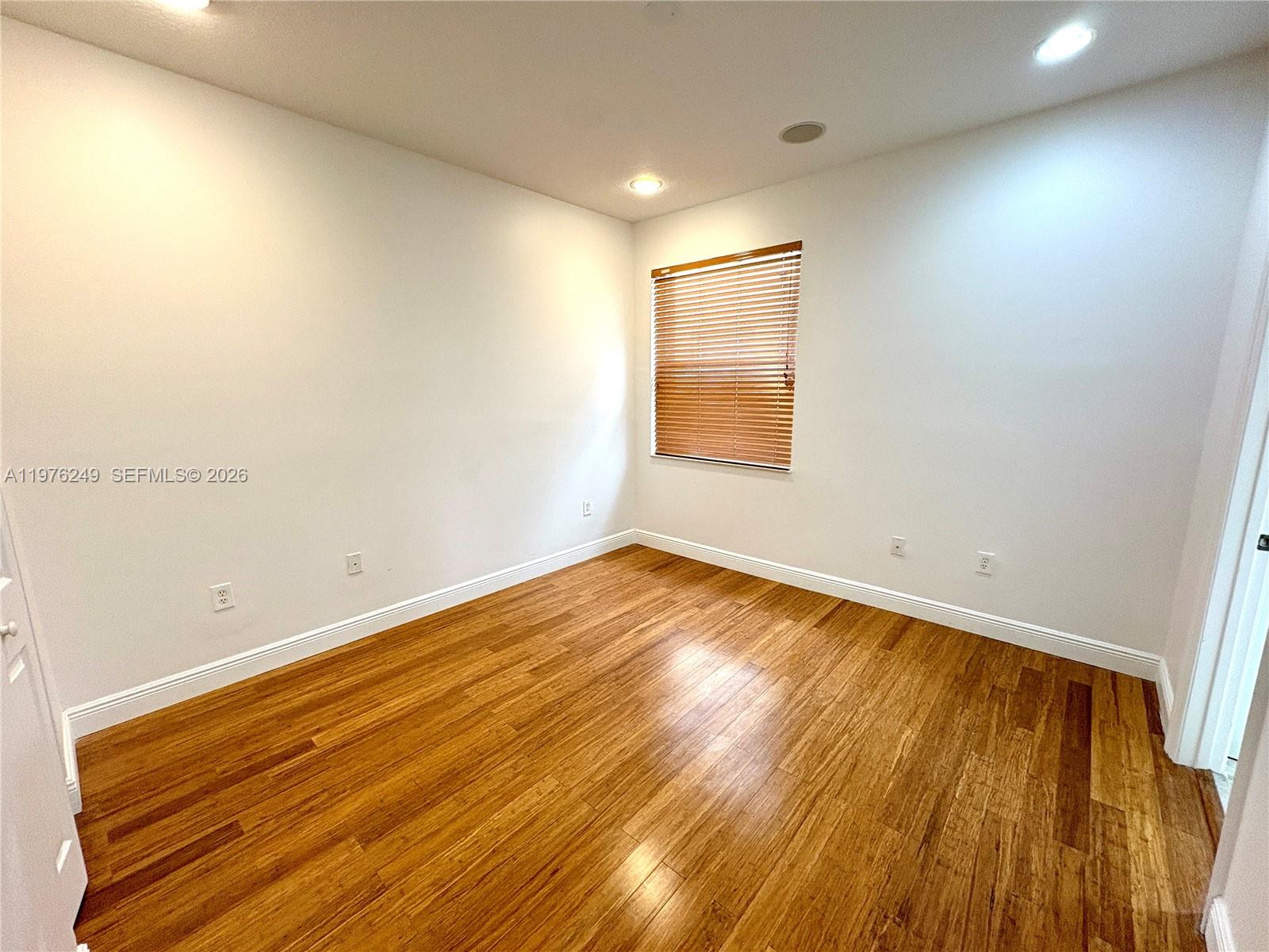 SUNSET FALLS PLAT 2 - Residential Lease
