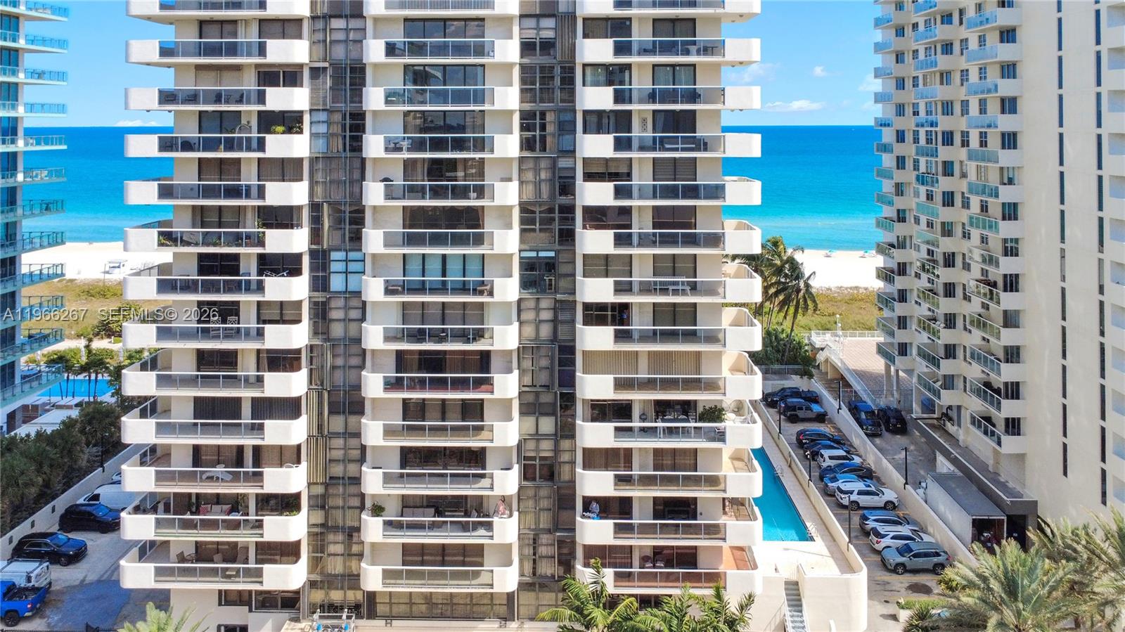 LEXCELLENCE CONDO - Residential